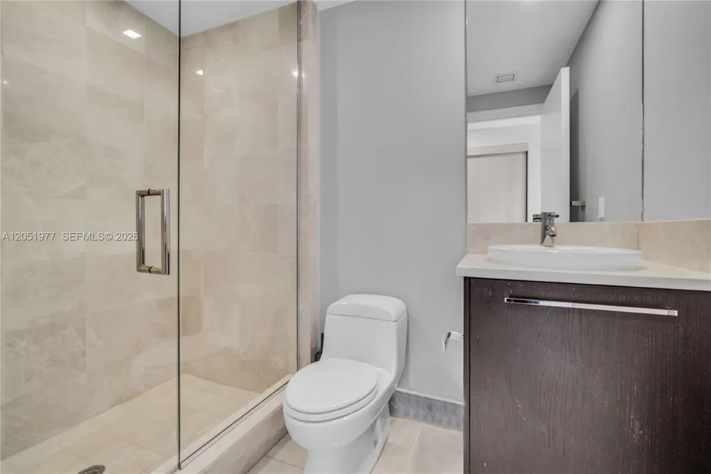 17121 Collins Avenue #4205 Sunny Isles Beach, FL 33160