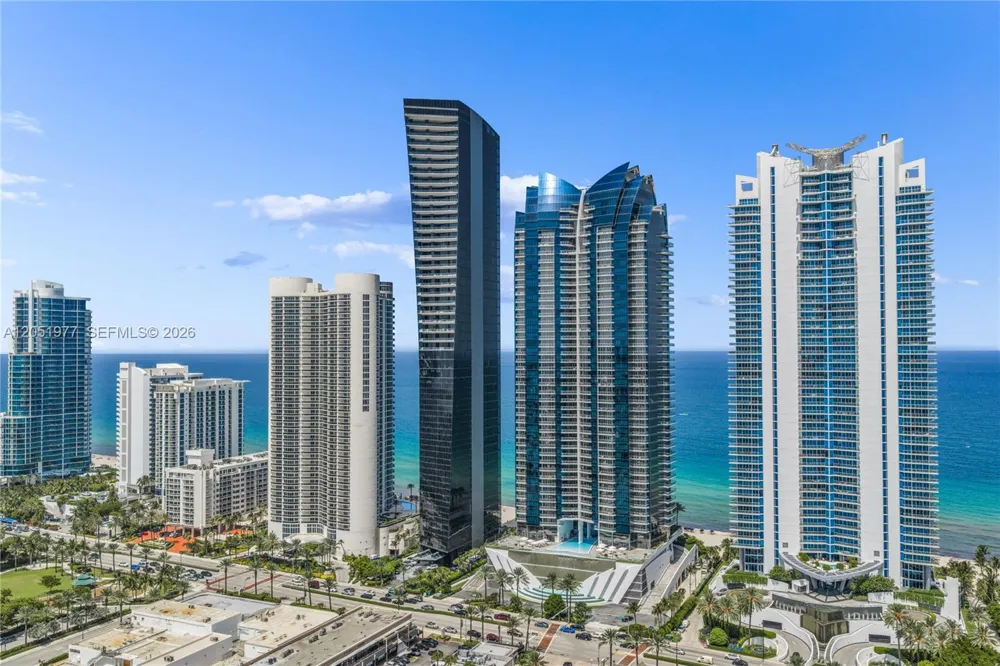17121 Collins Avenue #4205 Sunny Isles Beach, FL 33160