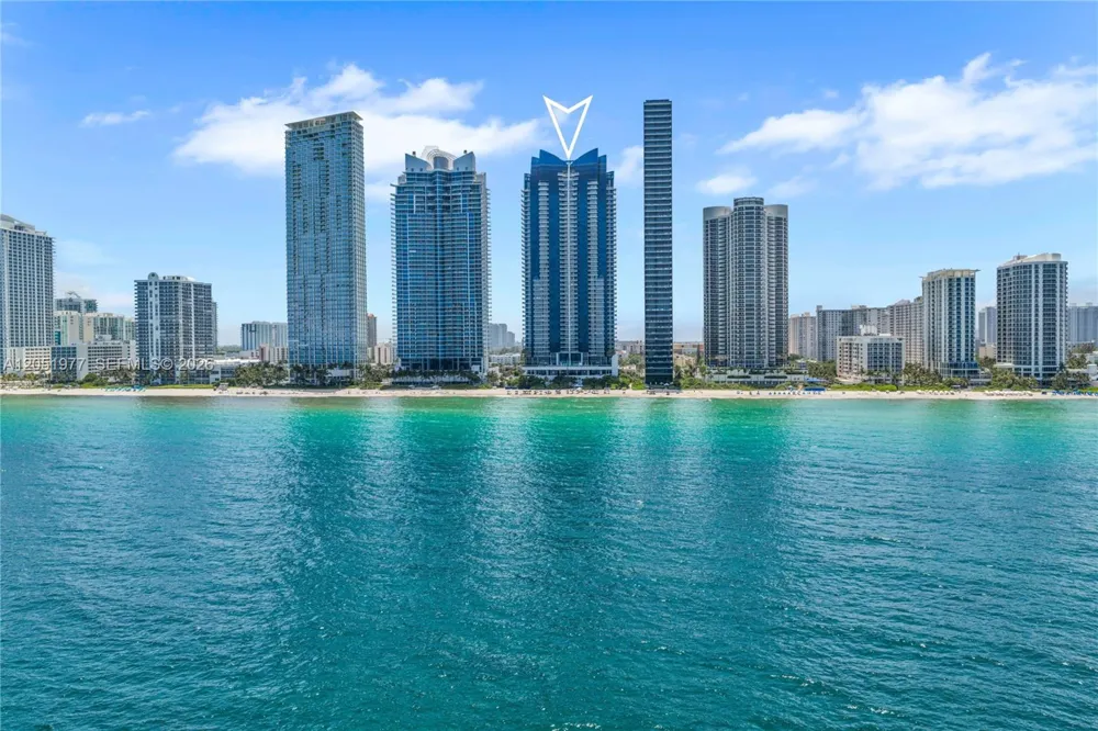 17121 Collins Avenue #4205 Sunny Isles Beach, FL 33160