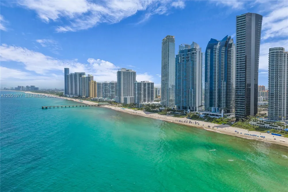 17121 Collins Avenue #4205 Sunny Isles Beach, FL 33160
