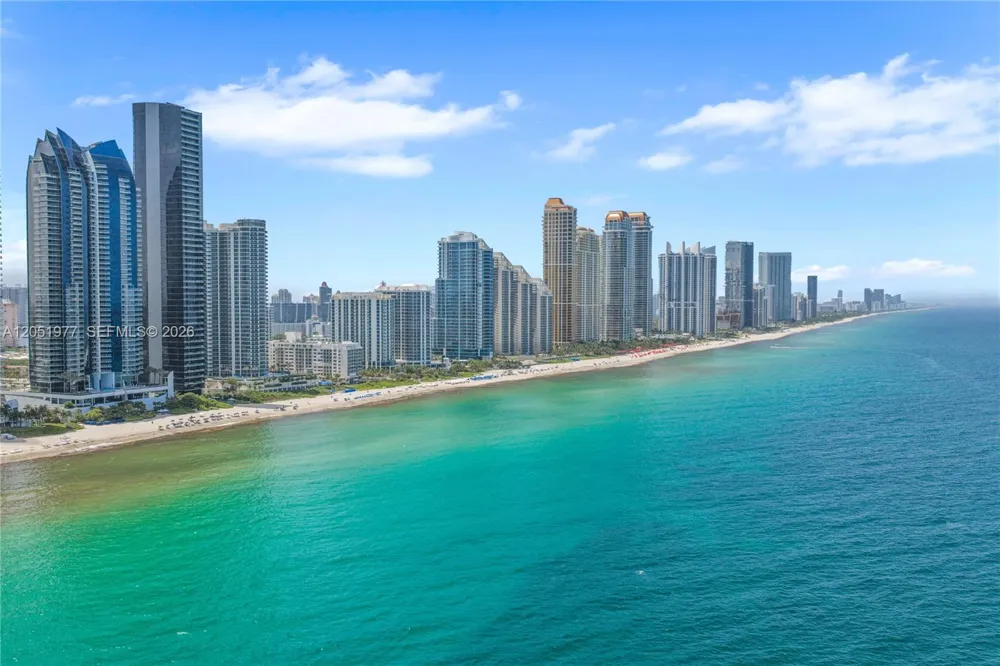 17121 Collins Avenue #4205 Sunny Isles Beach, FL 33160