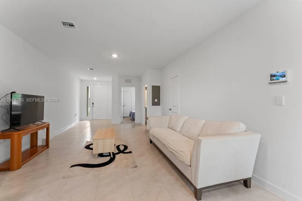 336 NW 8th Ct Pompano Beach, FL 33060