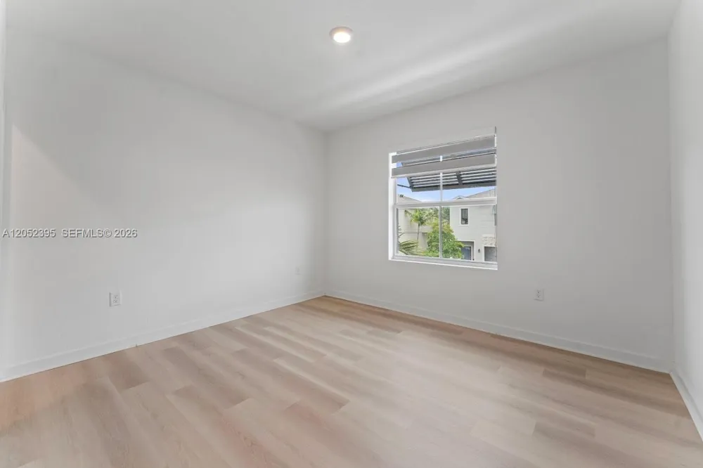 336 NW 8th Ct Pompano Beach, FL 33060