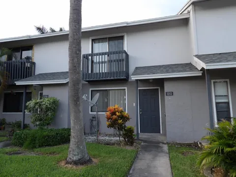 3203 Poolside Drive