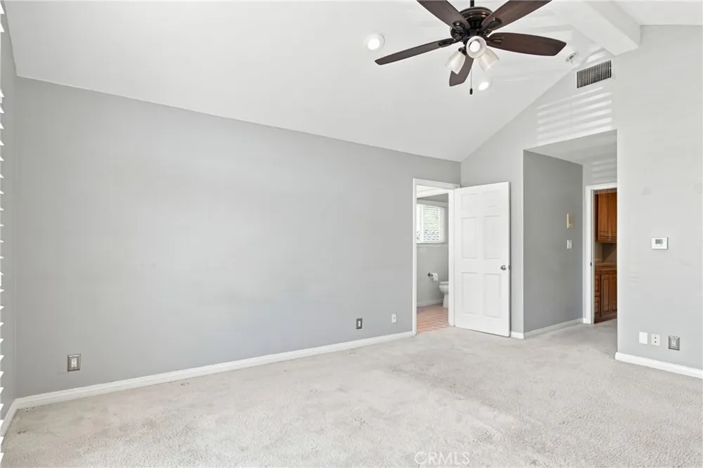 10925 Willowbrae Chatsworth, CA 91311