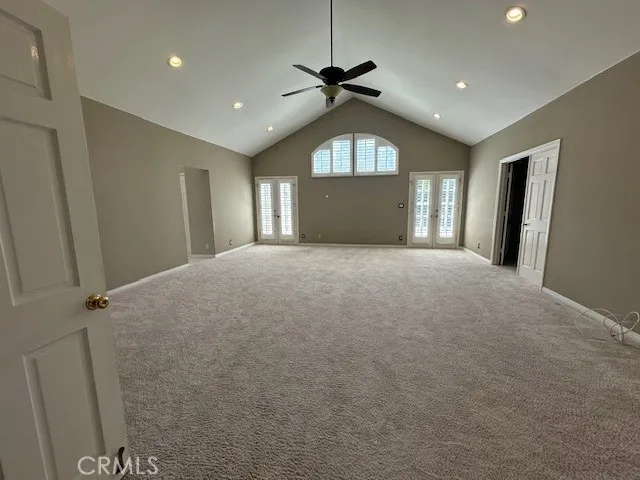 10925 Willowbrae Chatsworth, CA 91311
