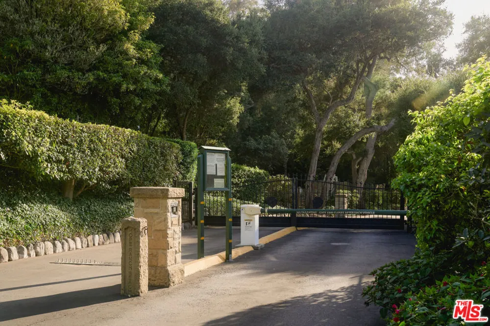 4121 Creciente Drive Santa Barbara, CA 93110