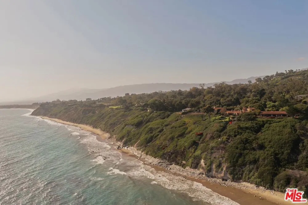 4121 Creciente Drive Santa Barbara, CA 93110