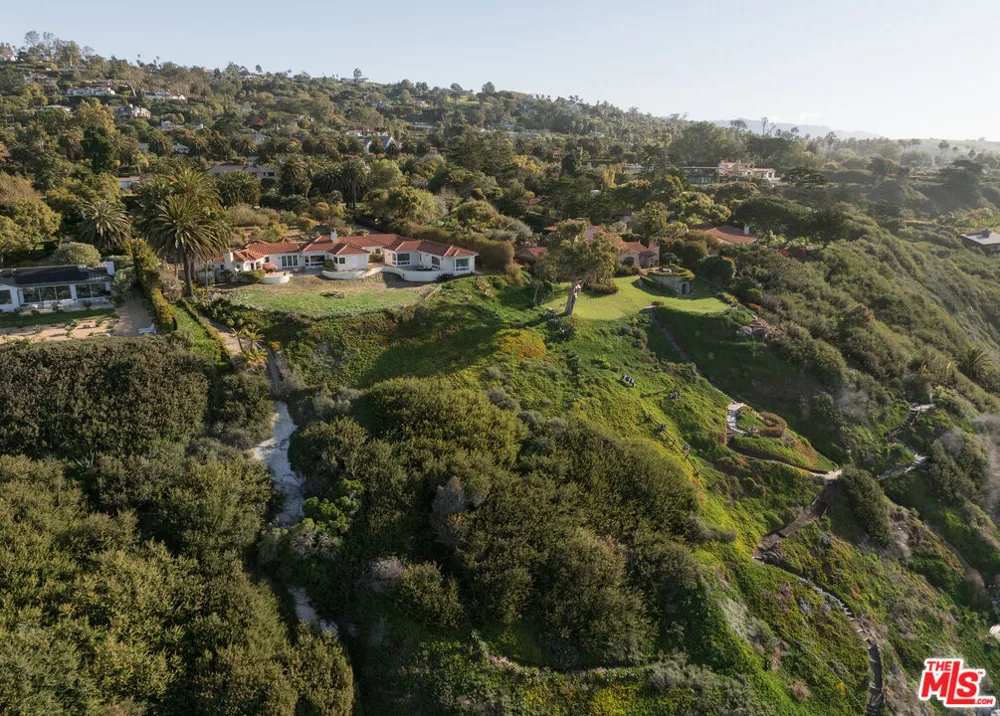 4121 Creciente Drive Santa Barbara, CA 93110