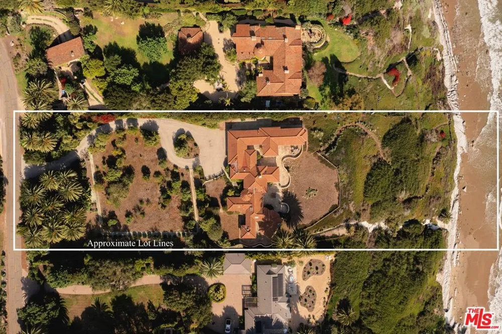 4121 Creciente Drive Santa Barbara, CA 93110