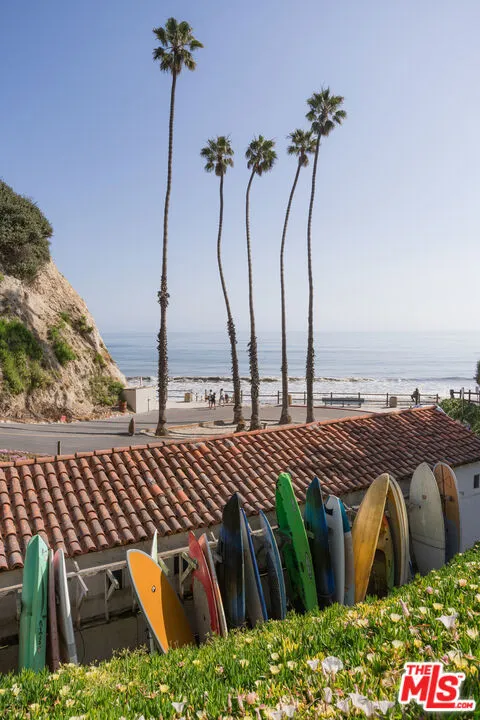 4121 Creciente Drive Santa Barbara, CA 93110