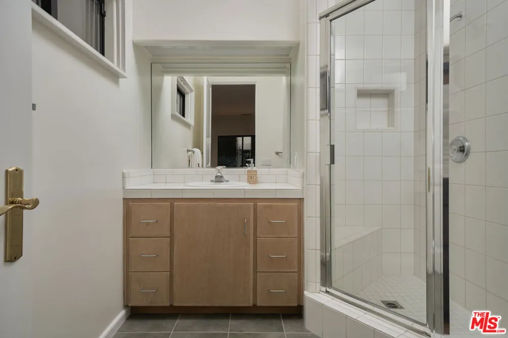 3236 Braemar Drive Santa Barbara, CA 93109