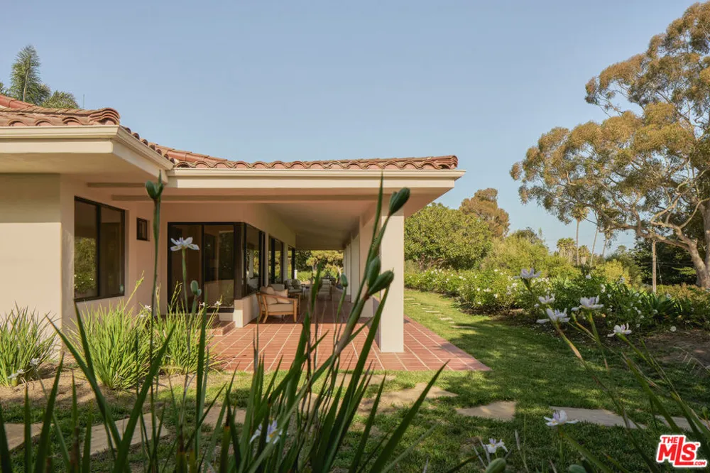 3236 Braemar Drive Santa Barbara, CA 93109