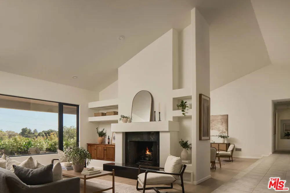 3236 Braemar Drive Santa Barbara, CA 93109