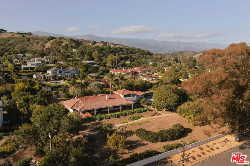 3236 Braemar Drive Santa Barbara, CA 93109