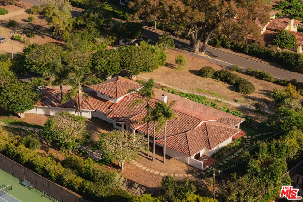 3236 Braemar Drive Santa Barbara, CA 93109