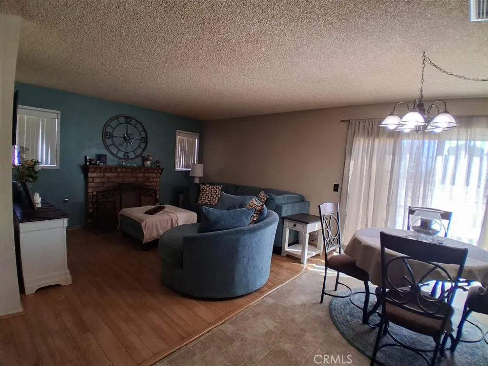 11448 Mojave Drive Jurupa Valley, CA 91752