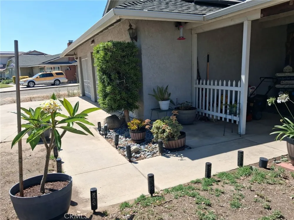 11448 Mojave Drive Jurupa Valley, CA 91752