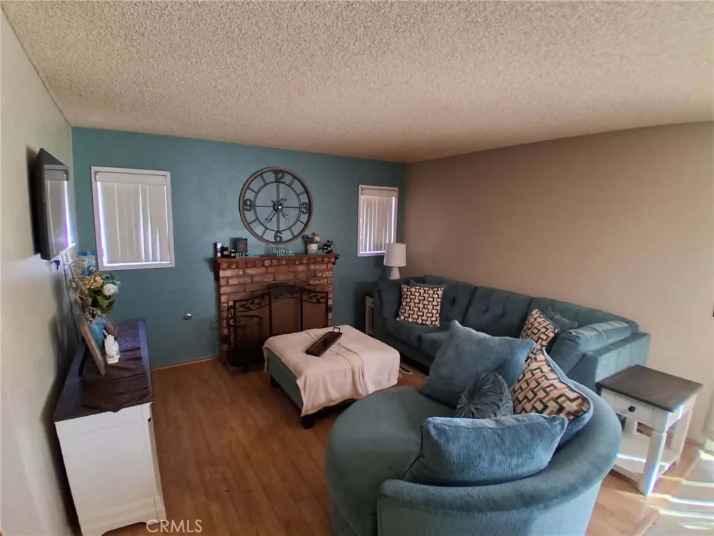 11448 Mojave Drive Jurupa Valley, CA 91752