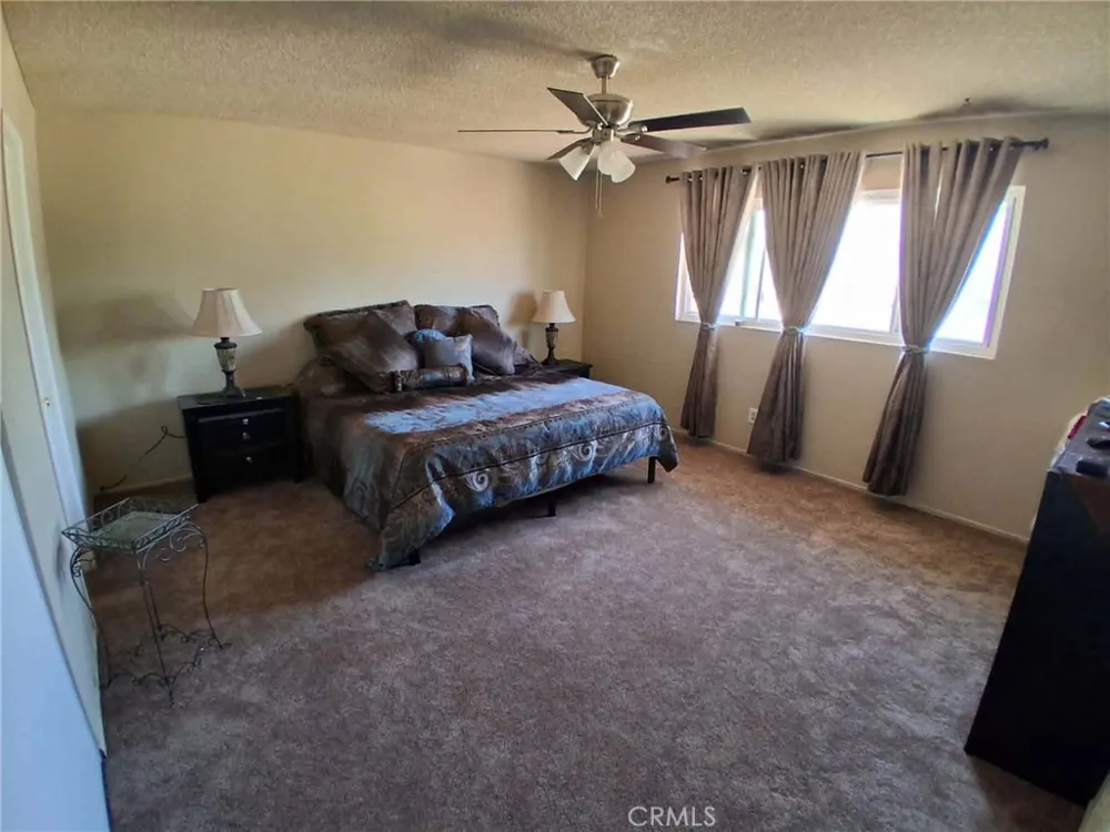 11448 Mojave Drive Jurupa Valley, CA 91752