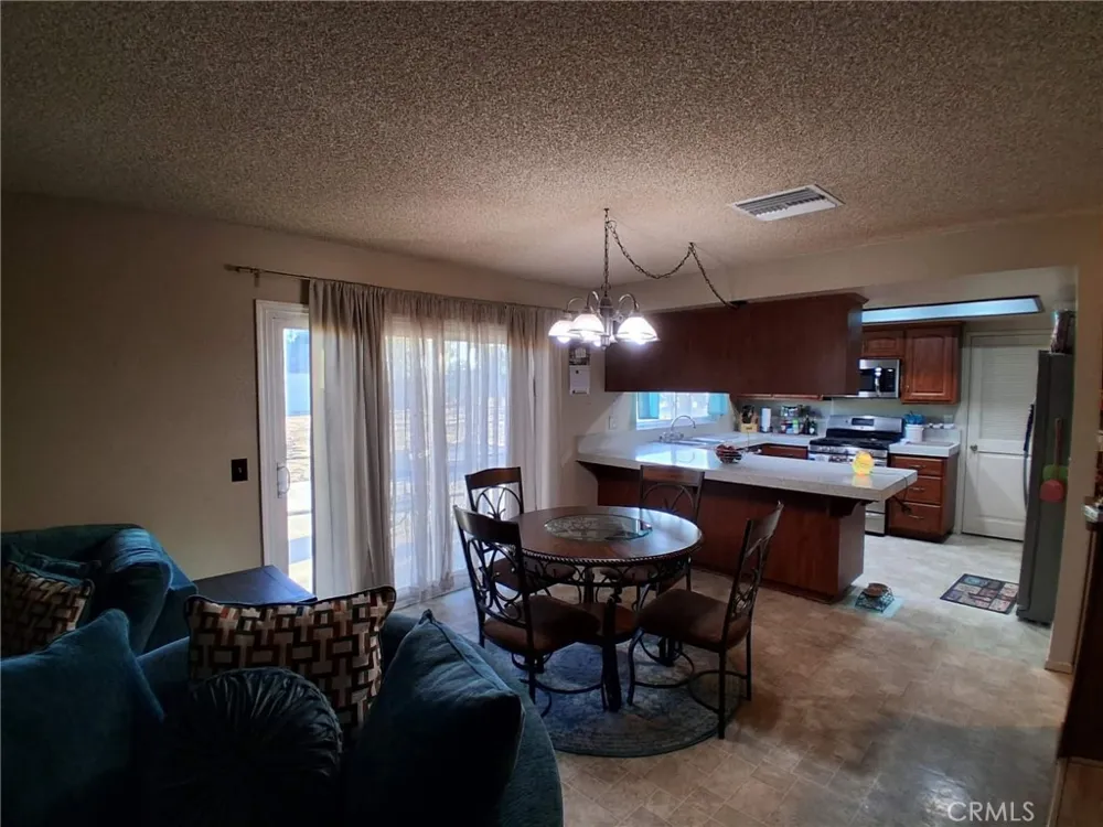 11448 Mojave Drive Jurupa Valley, CA 91752