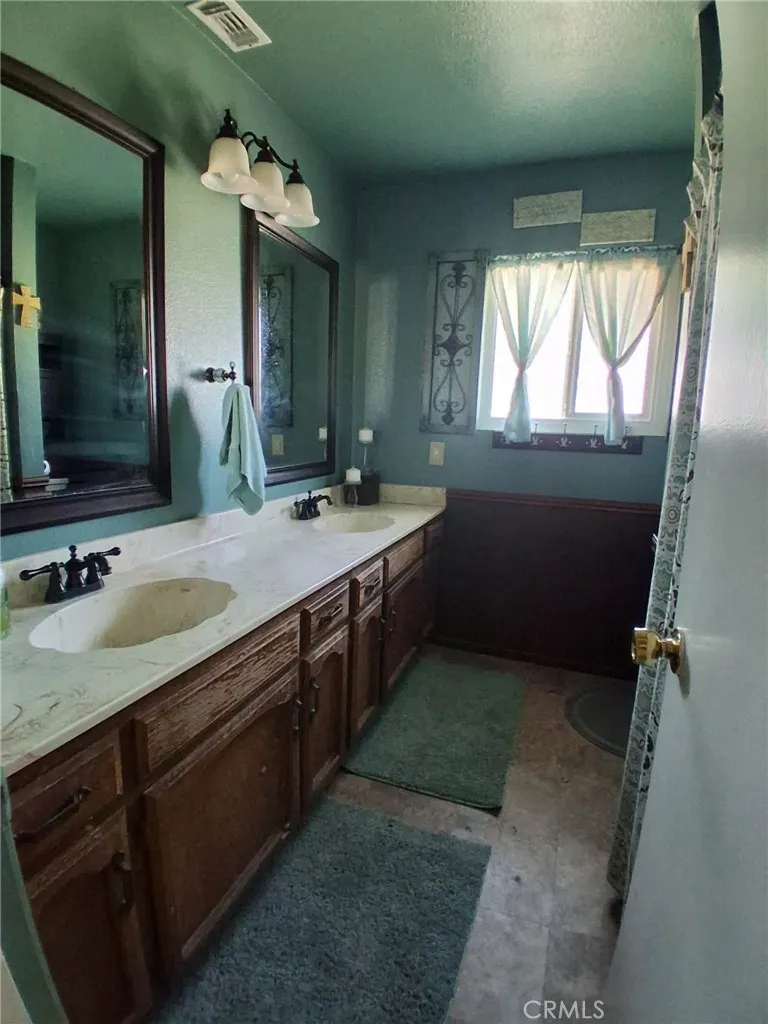 11448 Mojave Drive Jurupa Valley, CA 91752
