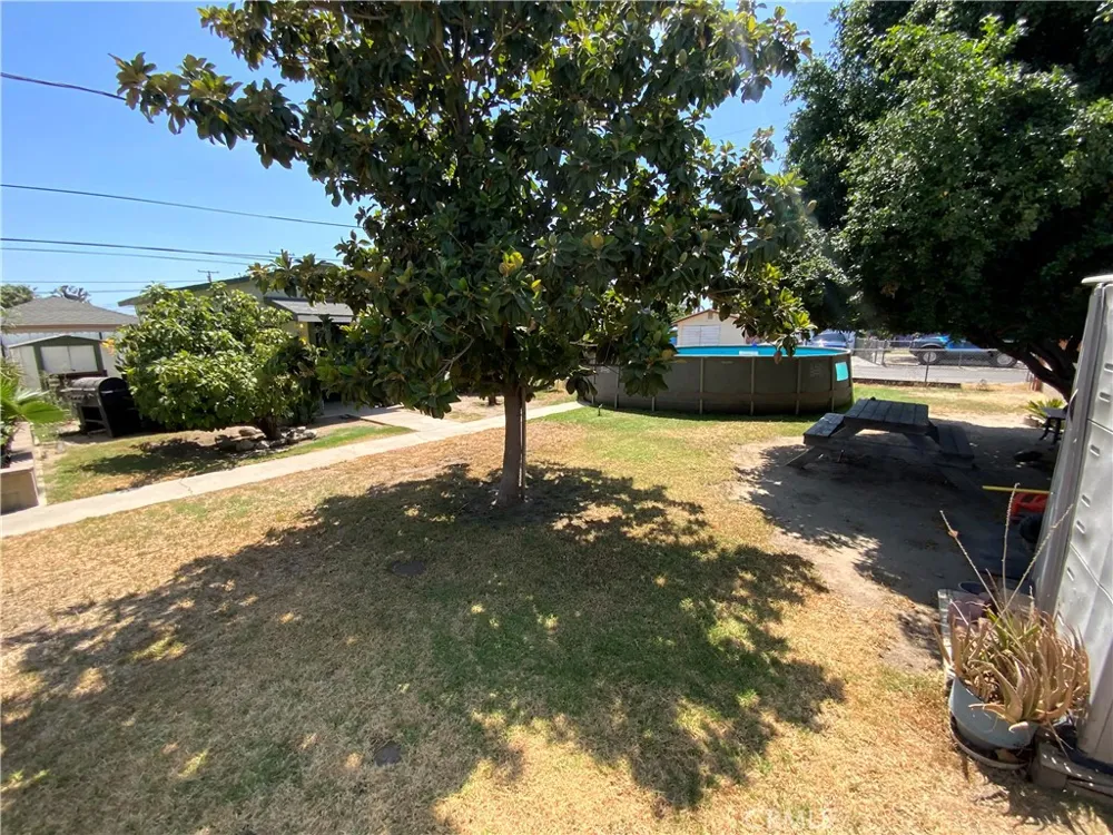 1295 9th Colton, CA 92324