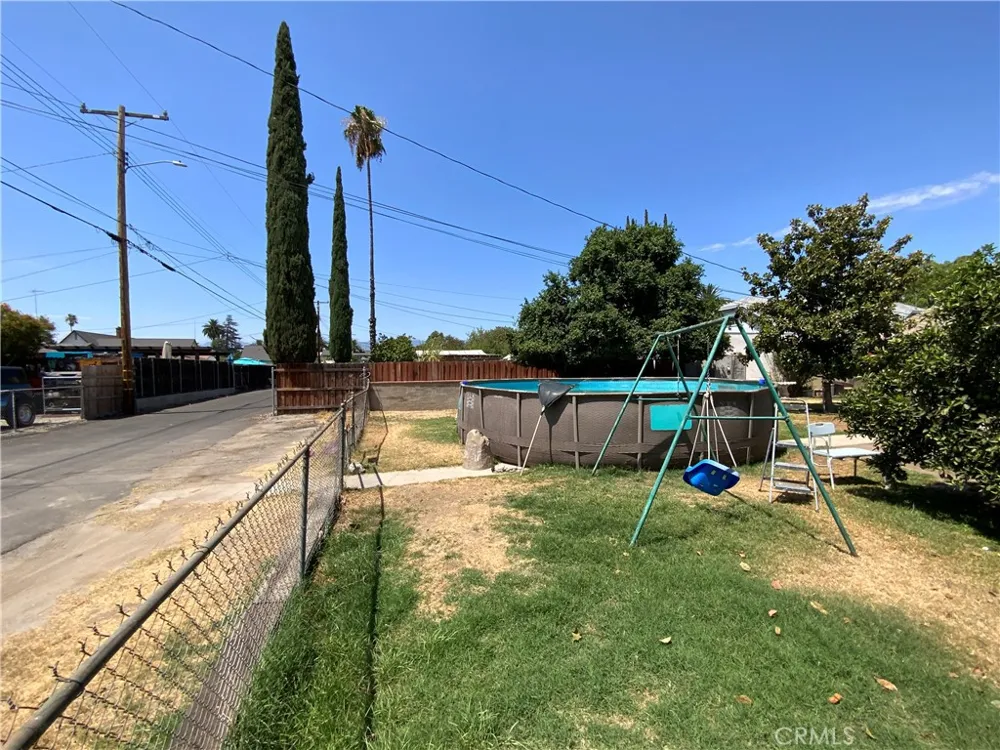 1295 9th Colton, CA 92324