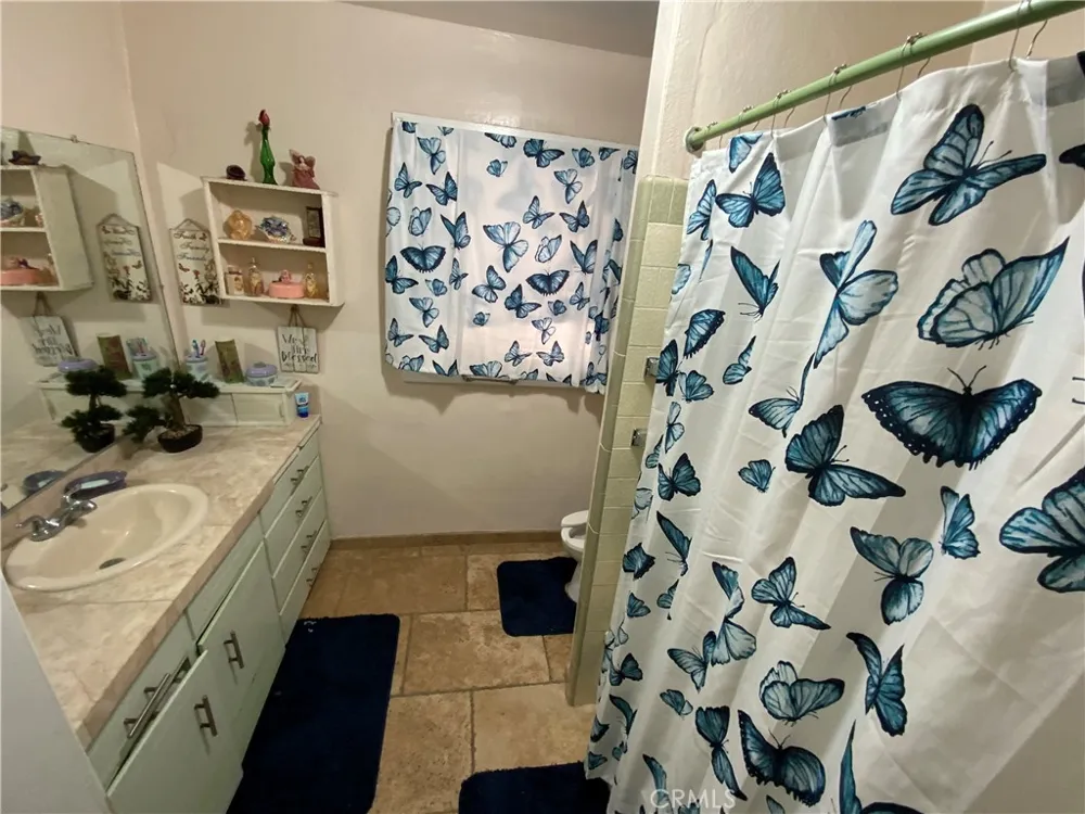 1295 9th Colton, CA 92324
