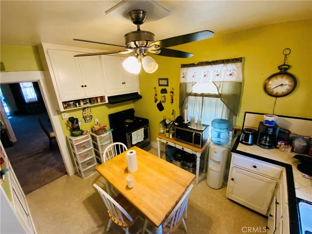 1295 9th Colton, CA 92324