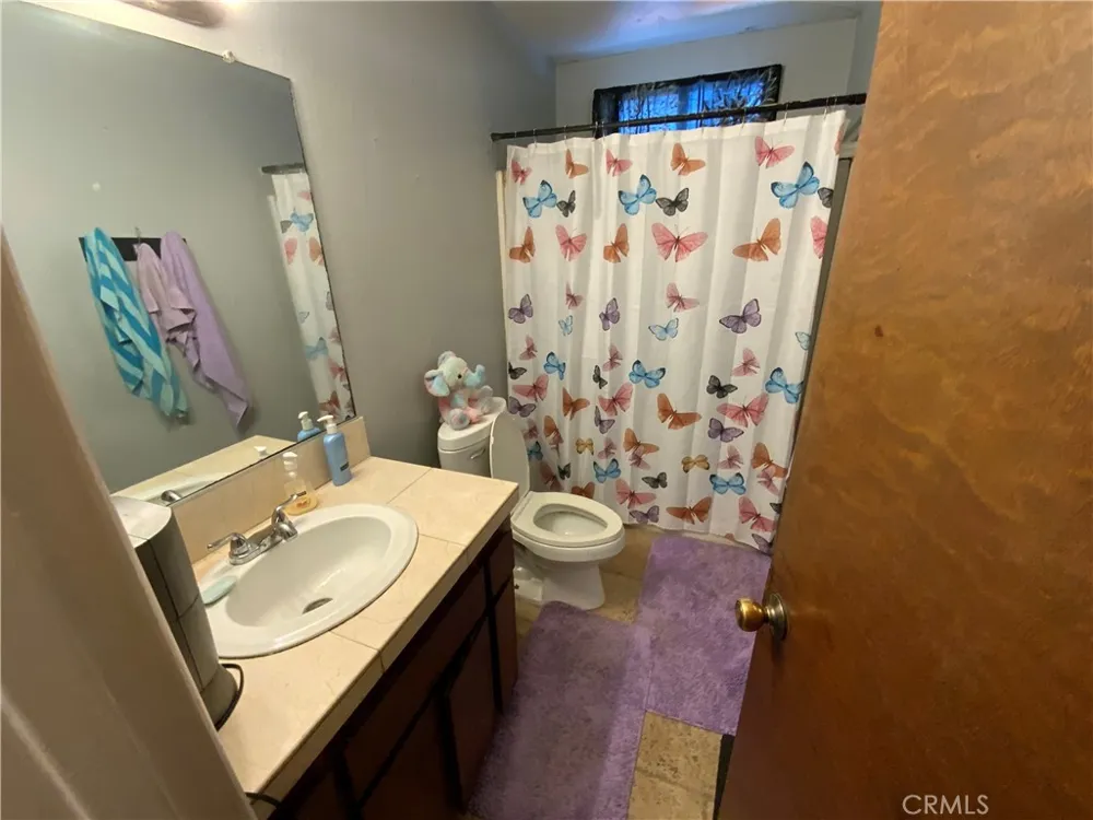 1295 9th Colton, CA 92324