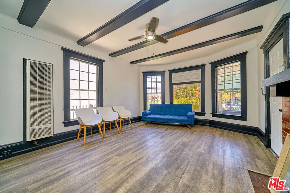 1347 Valencia Street #A Los Angeles, CA 90015
