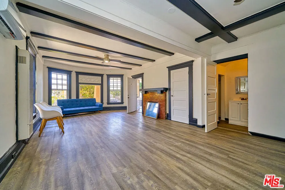 1347 Valencia Street #A Los Angeles, CA 90015