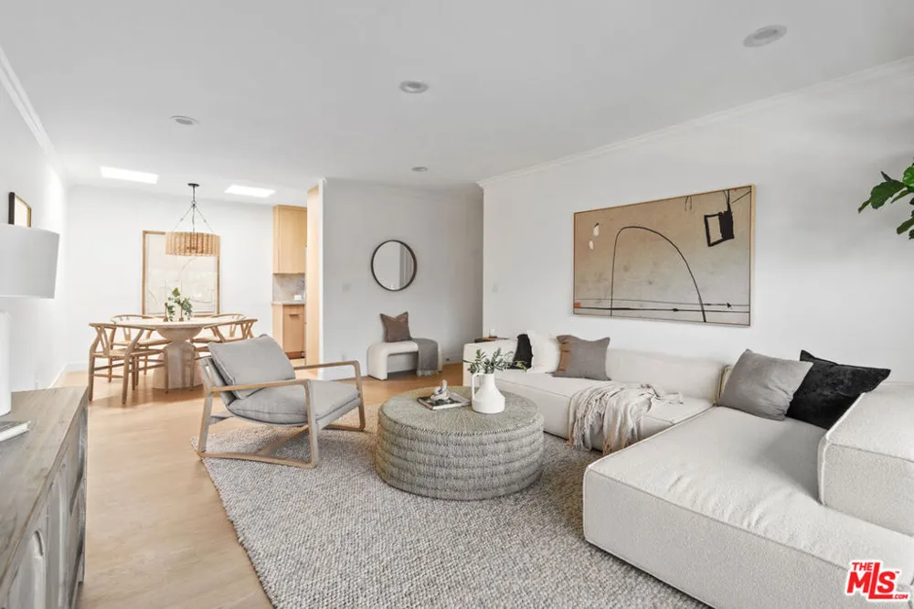 423 Pier Avenue #4 Santa Monica, CA 90405