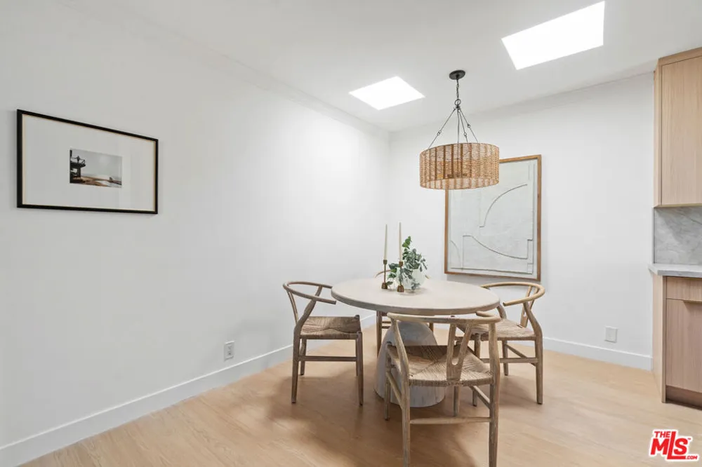 423 Pier Avenue #4 Santa Monica, CA 90405
