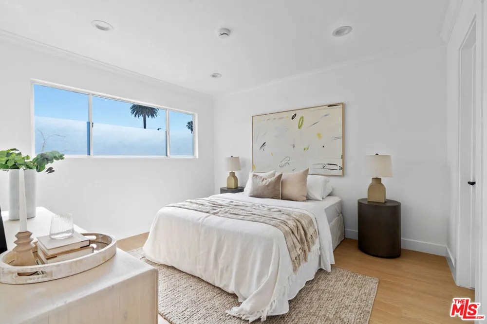 423 Pier Avenue #4 Santa Monica, CA 90405