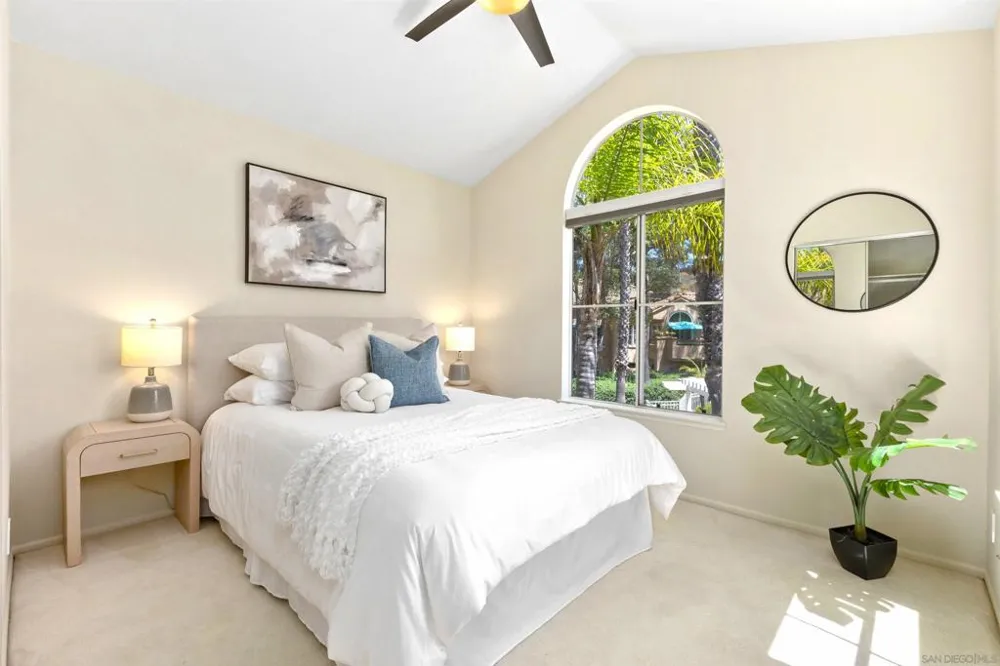 11184 Portobelo Dr San Diego, CA 92124