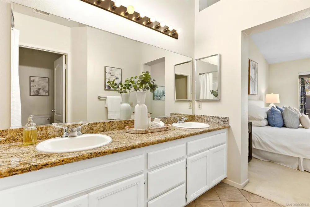 11184 Portobelo Dr San Diego, CA 92124