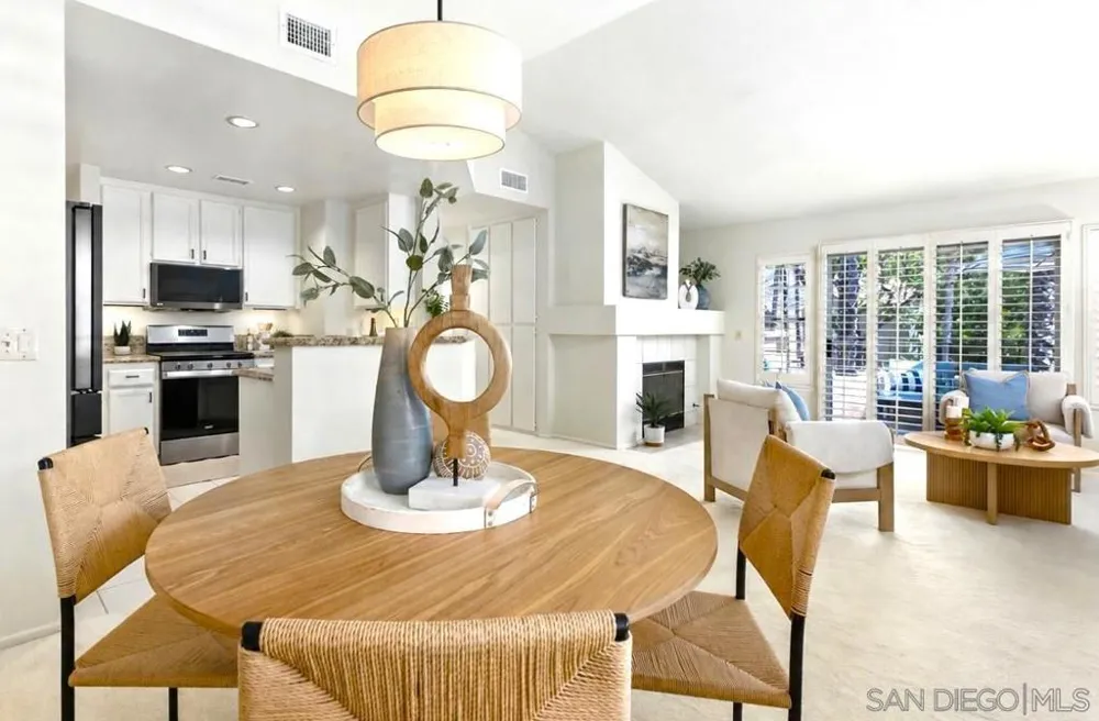 11184 Portobelo Dr San Diego, CA 92124
