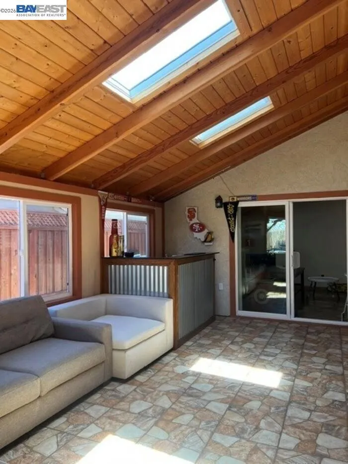 191 Clipper Dr Pittsburg, CA 94565
