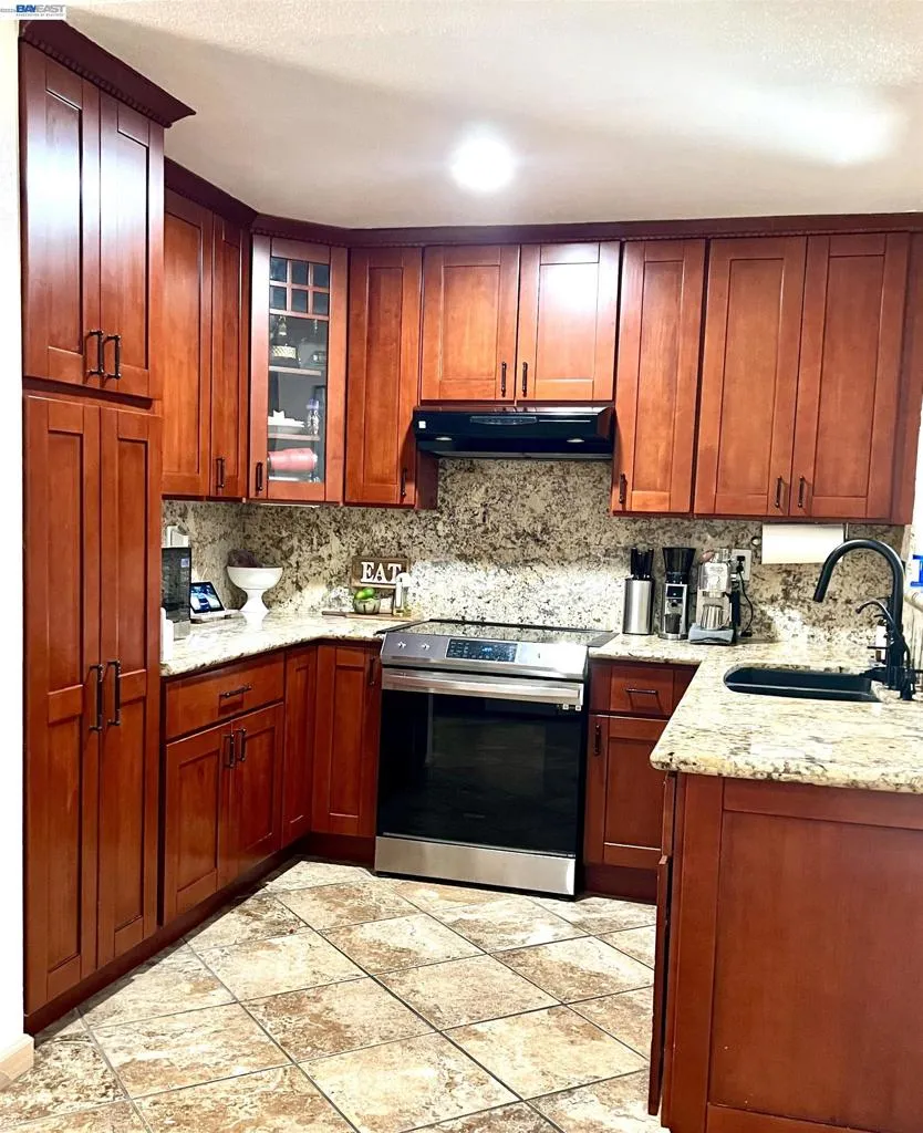 191 Clipper Dr Pittsburg, CA 94565