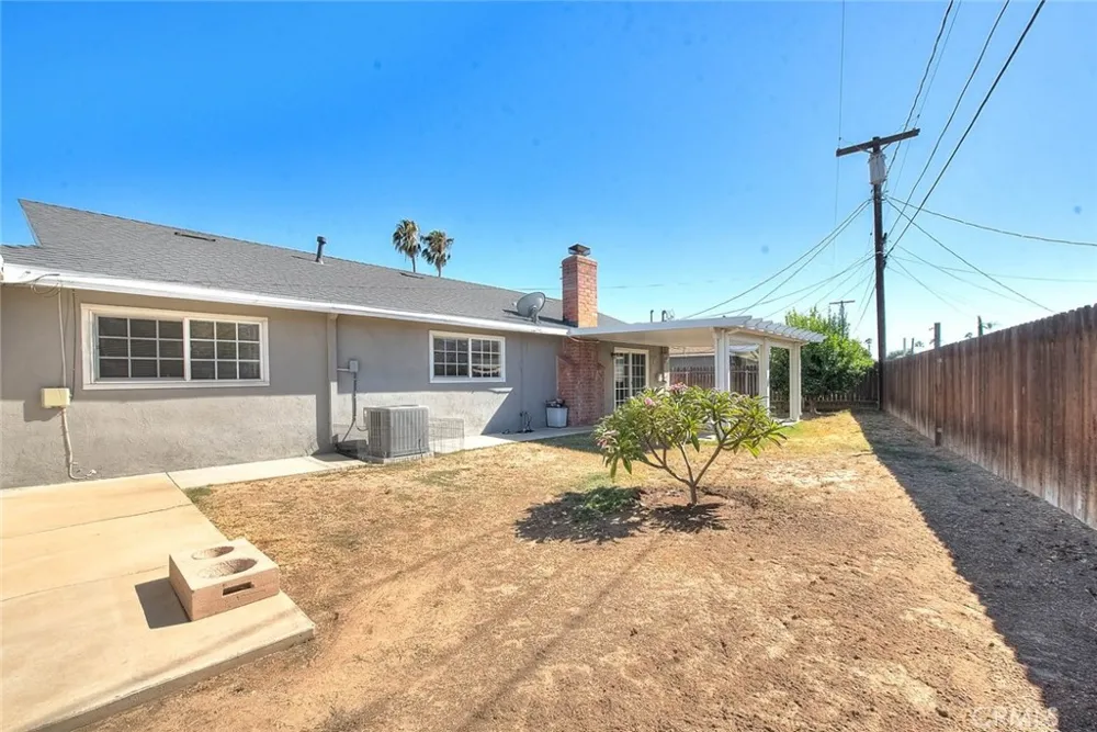 8723 Larkin Court Riverside, CA 92503