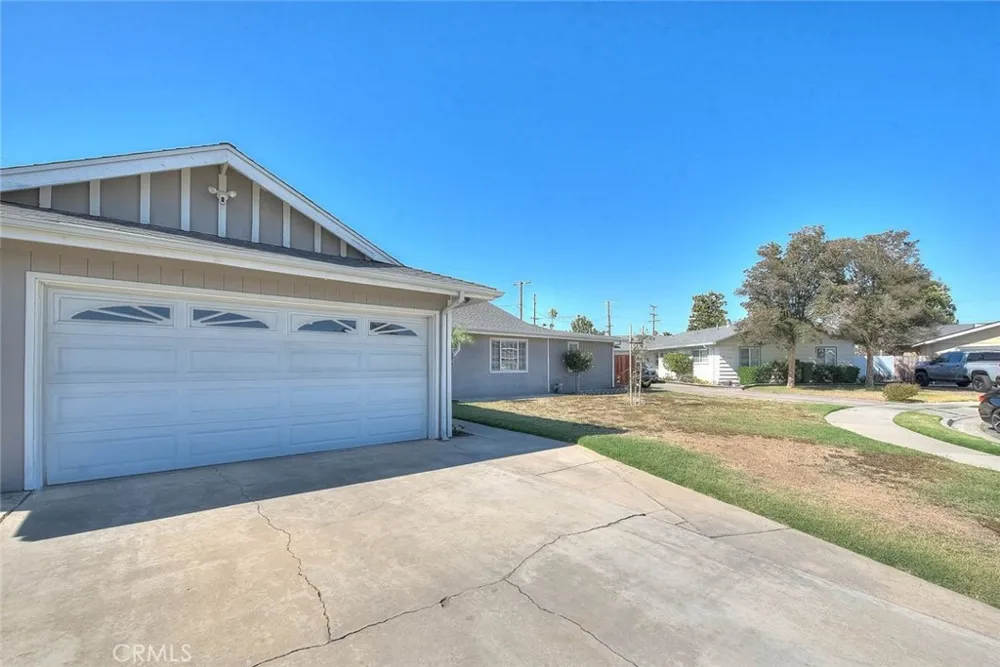 8723 Larkin Court Riverside, CA 92503