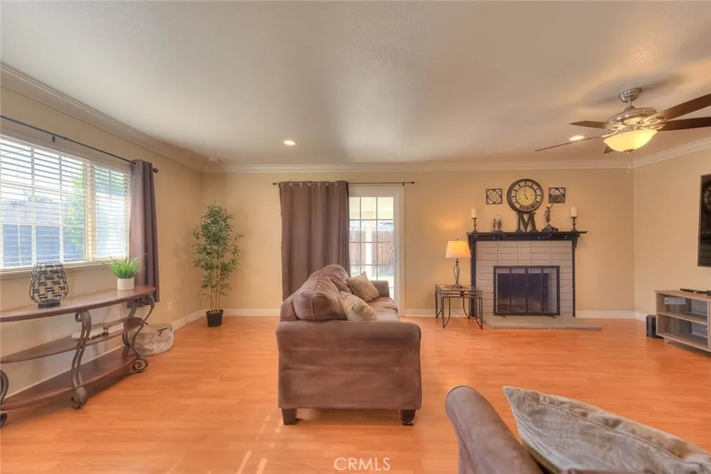 8723 Larkin Court Riverside, CA 92503