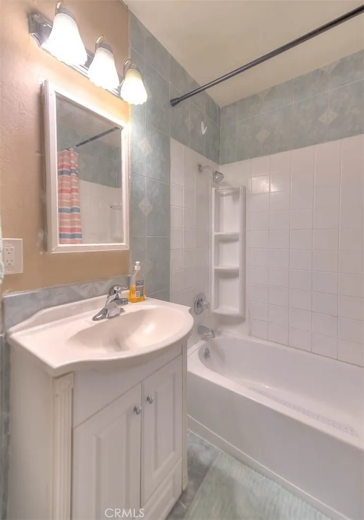 8723 Larkin Court Riverside, CA 92503