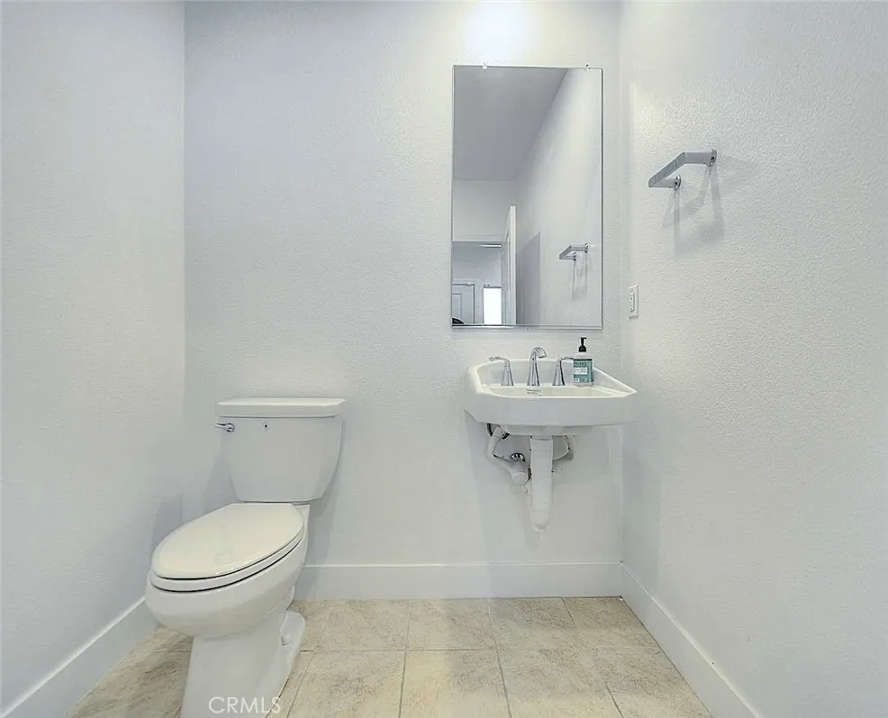 2750 W 182nd #120 Torrance, CA 90504