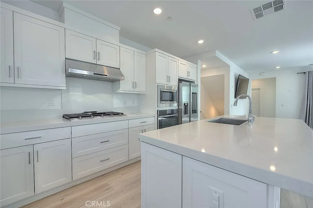 2750 W 182nd #120 Torrance, CA 90504