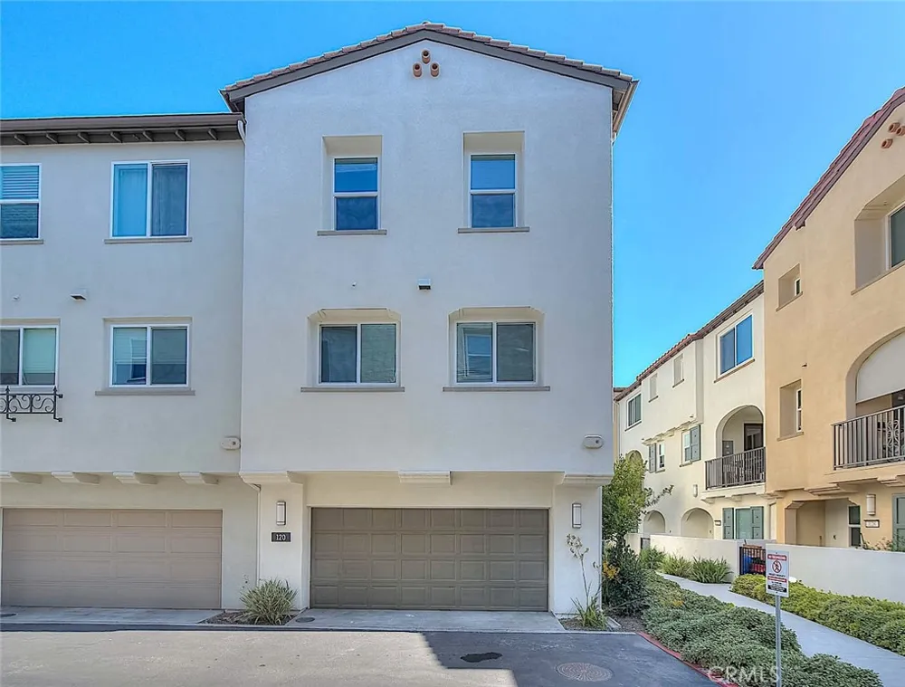 2750 W 182nd #120 Torrance, CA 90504