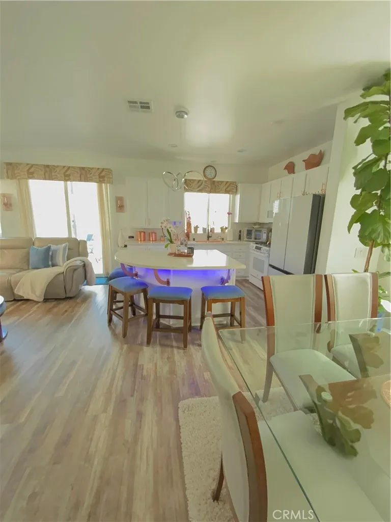12438 Sonoma Drive Pacoima, CA 91331