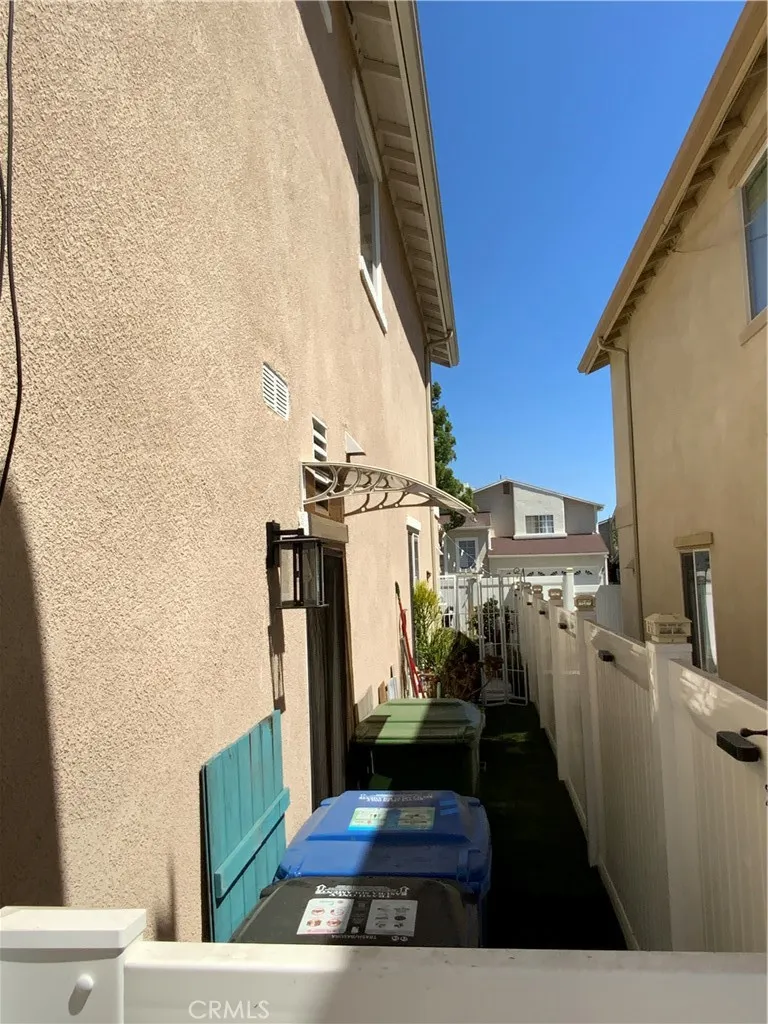 12438 Sonoma Drive Pacoima, CA 91331